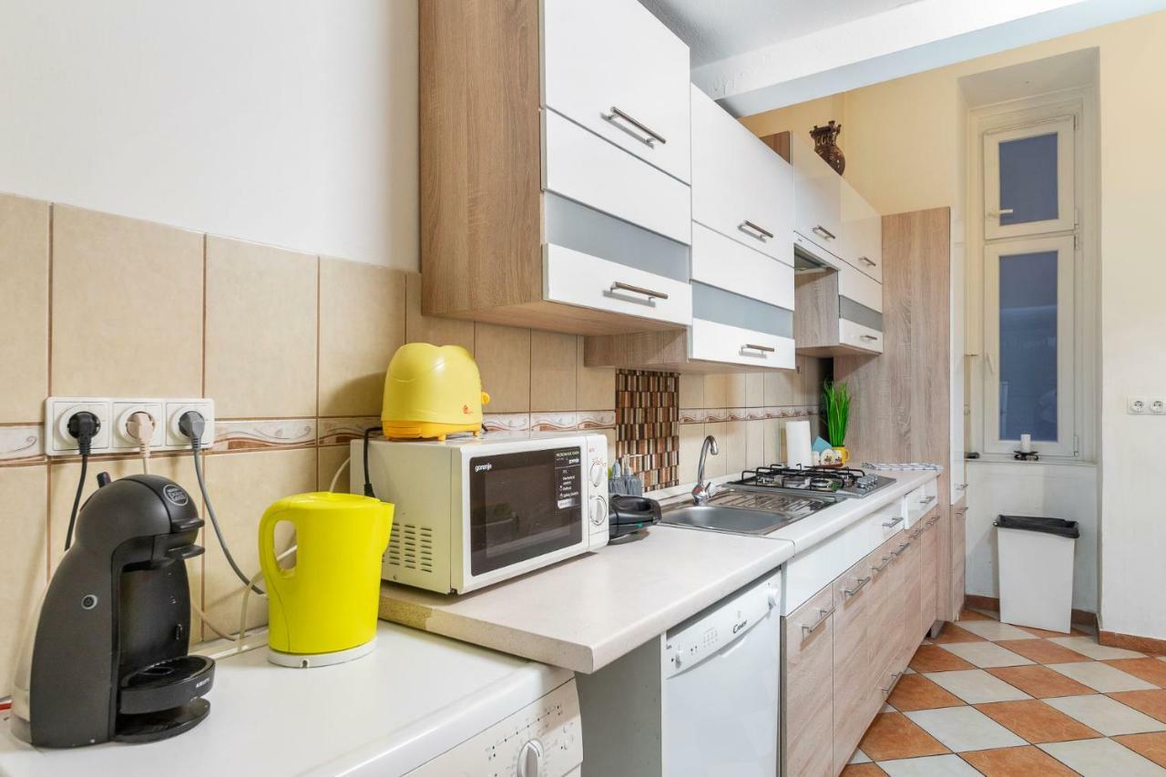 Izabella Home Budapest Ngoại thất bức ảnh