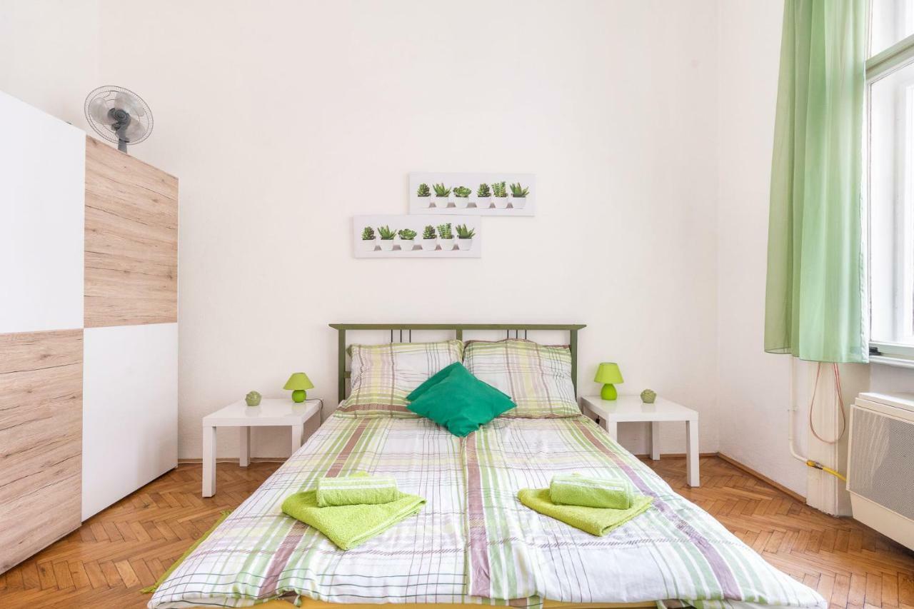 Izabella Home Budapest Ngoại thất bức ảnh
