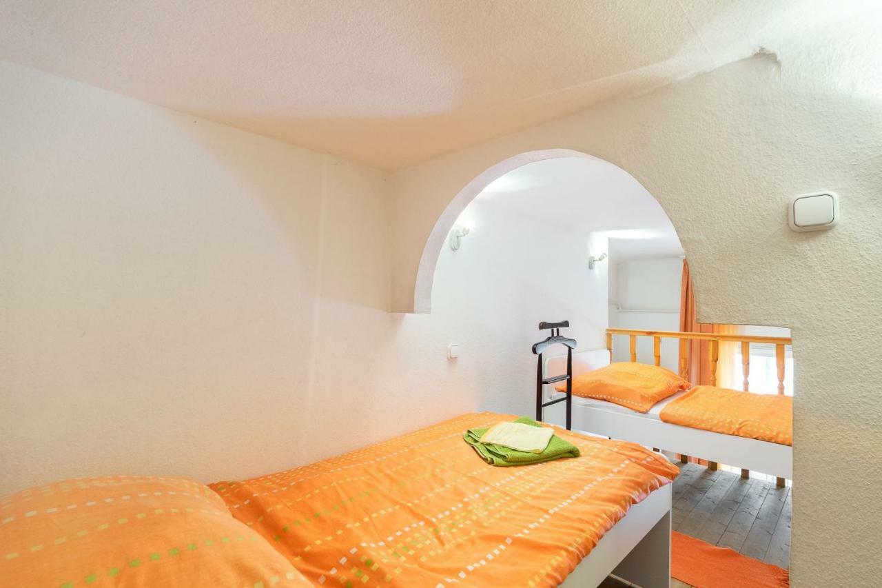 Izabella Home Budapest Ngoại thất bức ảnh